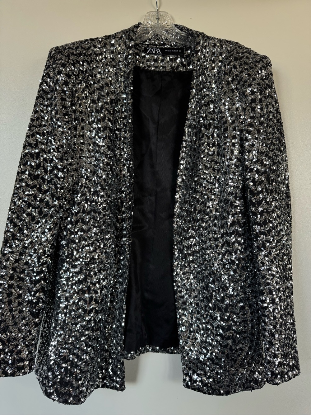 ZARA Sequin Blazer (XL) - Picture 4 of 9